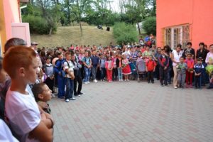 copii-scoala-bucerdea-granoasa