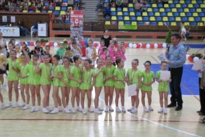 gimn-star-blaj-la-cupa-majoretelor-arad-2015